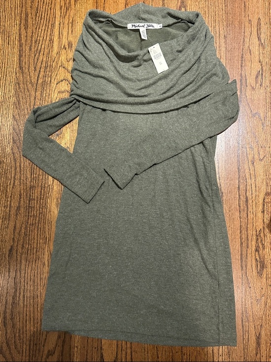 Michael Stars Dresses & Skirts - NWT! Michael Stars Olive Green Draped Cowl Neck Dress XS